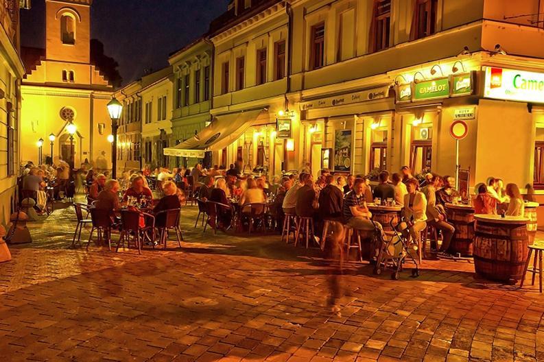 Blizko Stanice Apartment Kosice Center Екстериор снимка