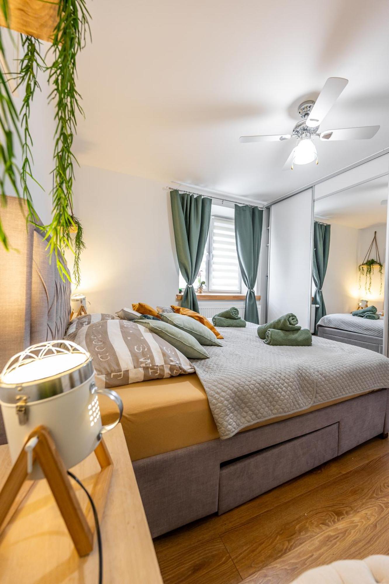 Blizko Stanice Apartment Kosice Center Екстериор снимка